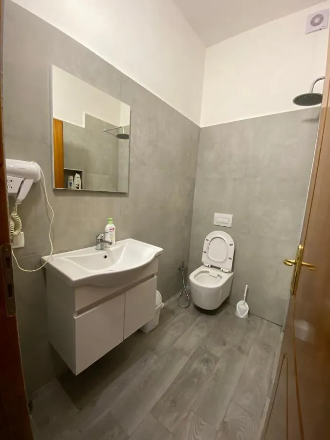 Penzion Villa Arli&Eris Vlorë
